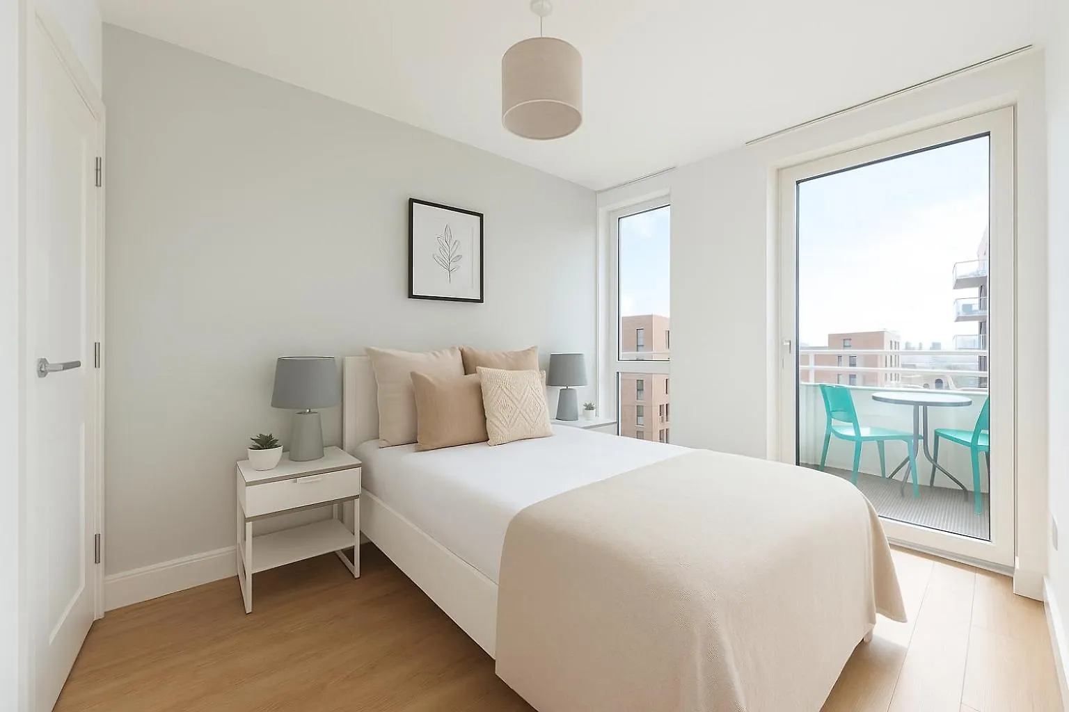 Modern Flat In Bromley By Bow Apartment London United Kingdom